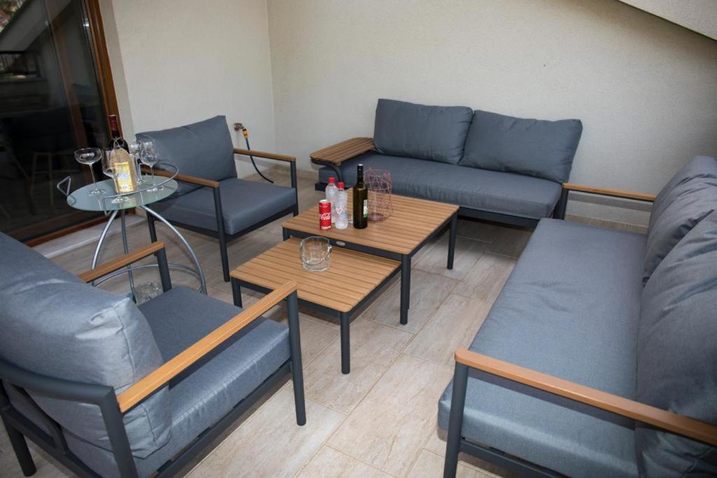 Penthouse With Old Bridge View And Jacuzzi Apartment Mostar Exterior photo